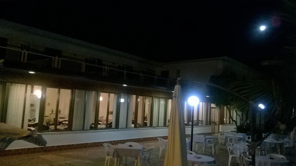 Baia Del Sole Hotel Paestum Exterior photo